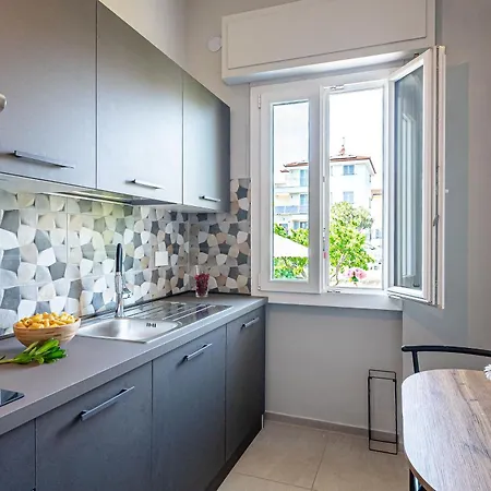600 Meters From The Sea - Private Courtyard And Parking * Diano Marina